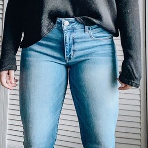 AE jeans